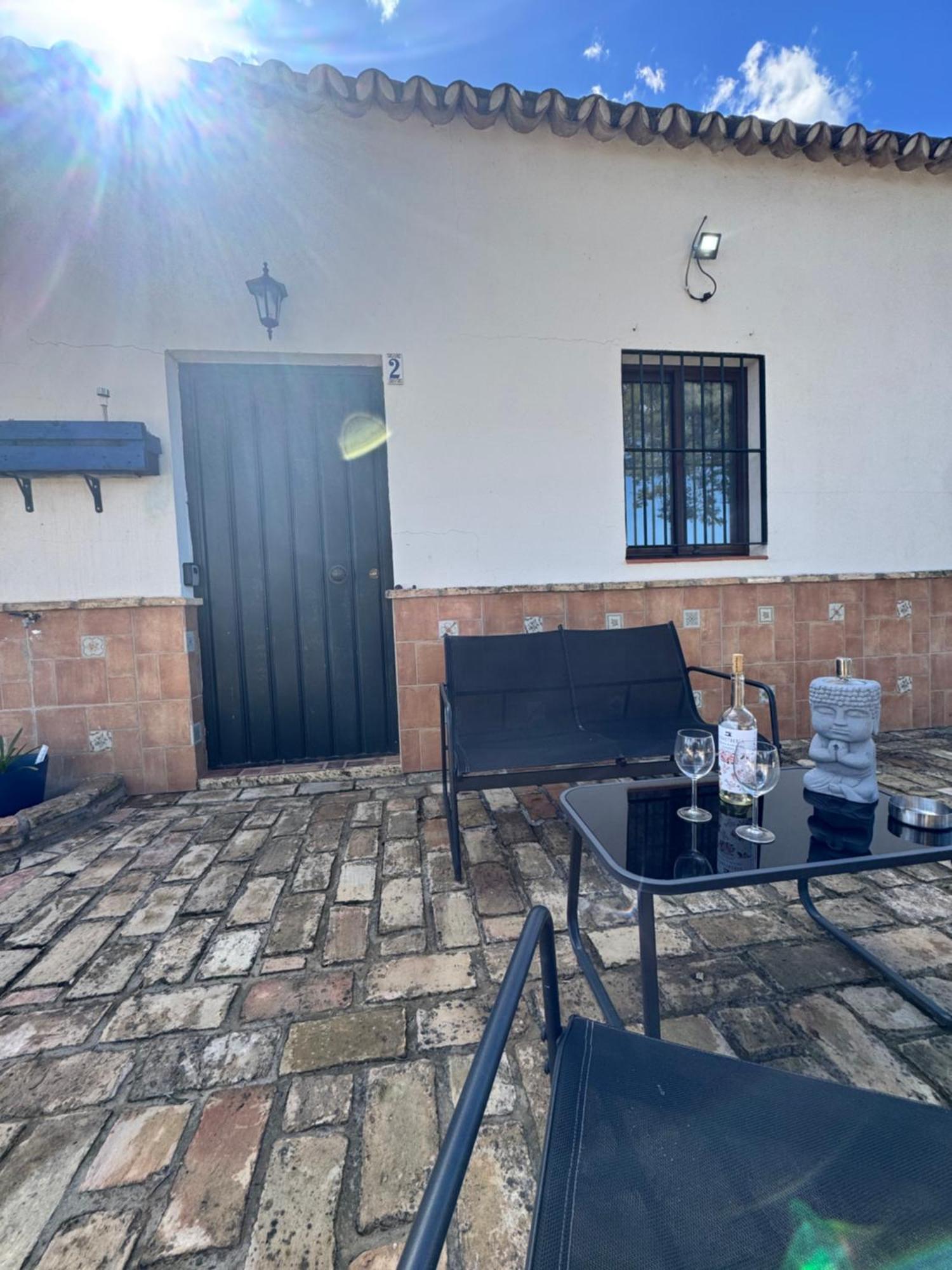 Casa Los Laureles Пилас Экстерьер фото